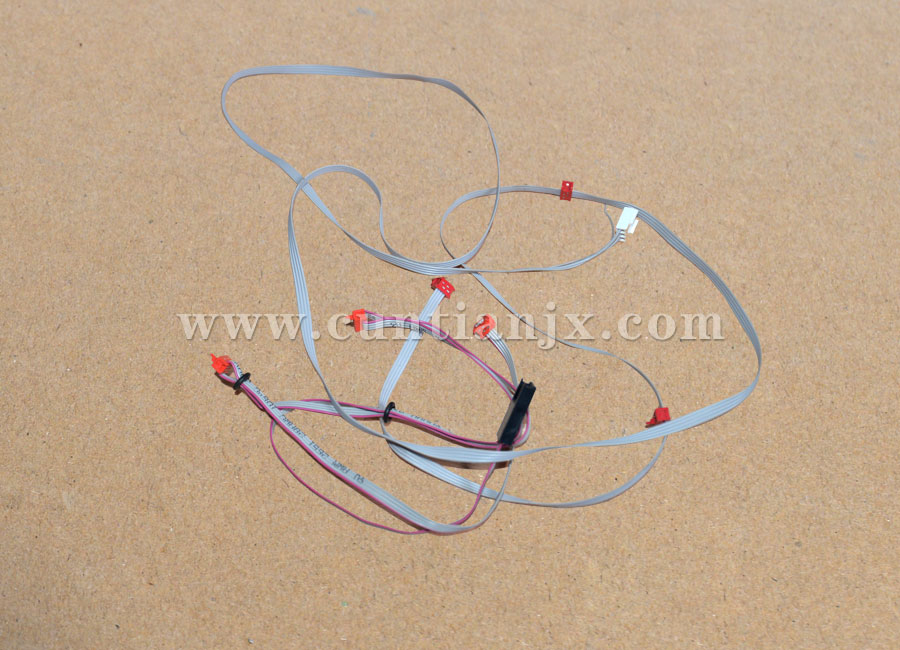Three-head sensing cable